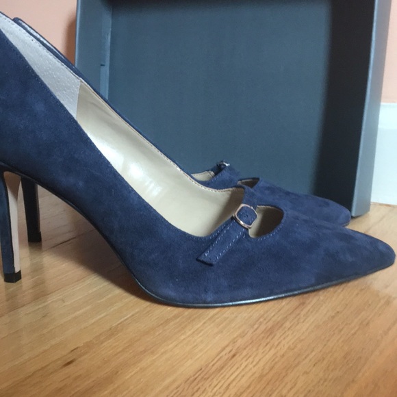 Navy heels pointed toe pumps - Picture 5 of 5